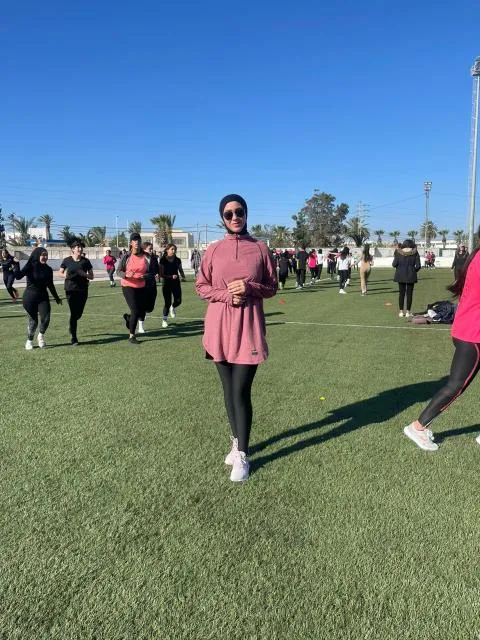 Long Pink Sweater - Athlete photo review