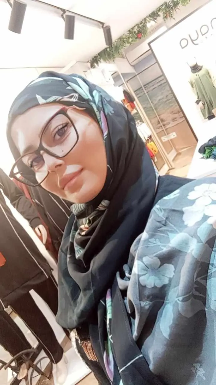 Foulard Avec Bonnet intégré Imprimé Fleurie - Instant Hijab photo review