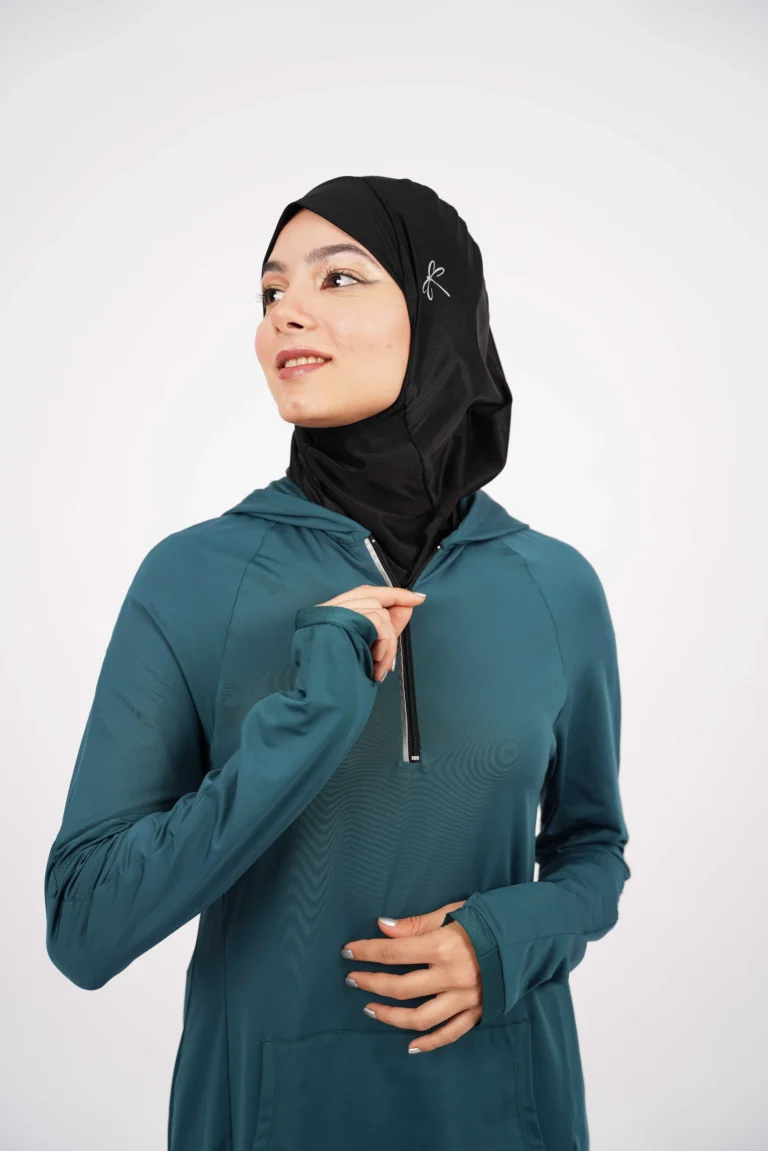 pull de sport femme voilée