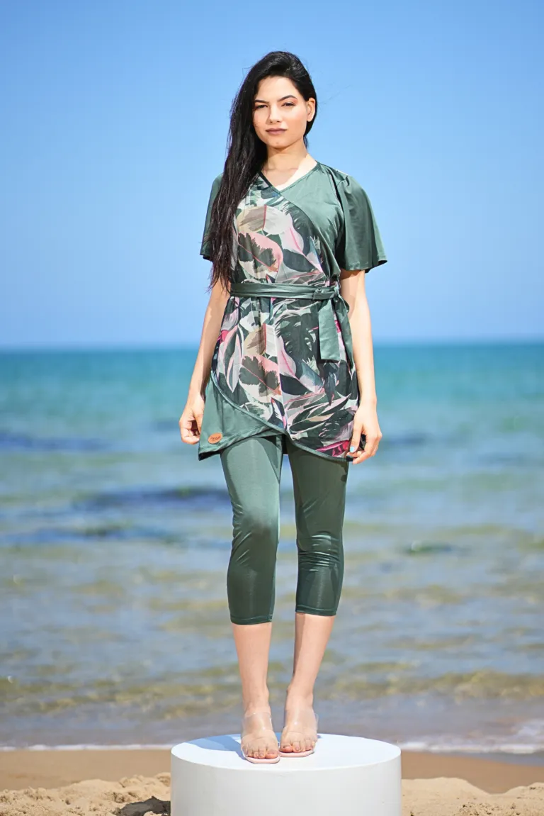 Short Sleeve Modest Swimsuit Maeva
