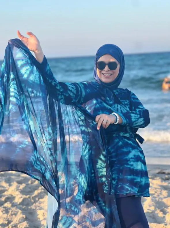 Click to view full screen Burkini Avec Legging Femme Voilée - Azur Bleu photo review