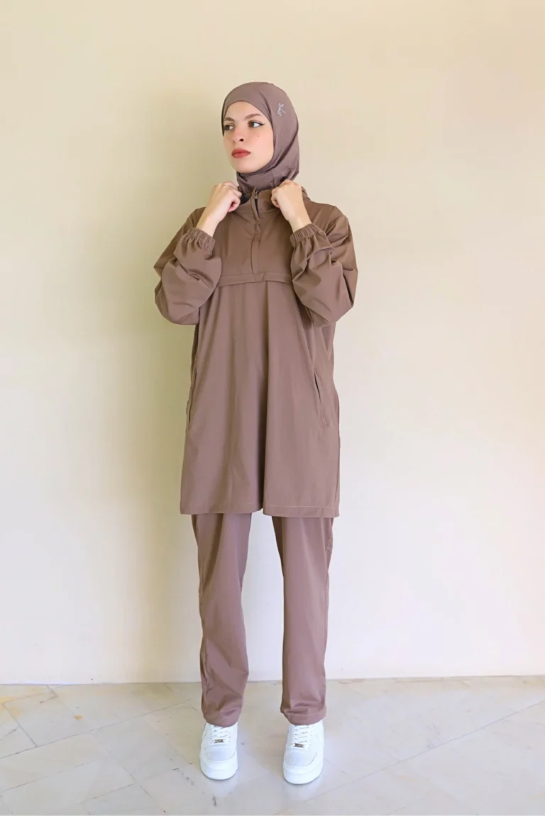 Survêtement Femme Voilée Marron Audacieuse