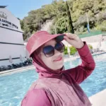 Burkini Swimsuit for Veiled Women Burgundy - Izar photo review