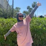 Modest Sports Pullover For Women – Bold Pink photo review