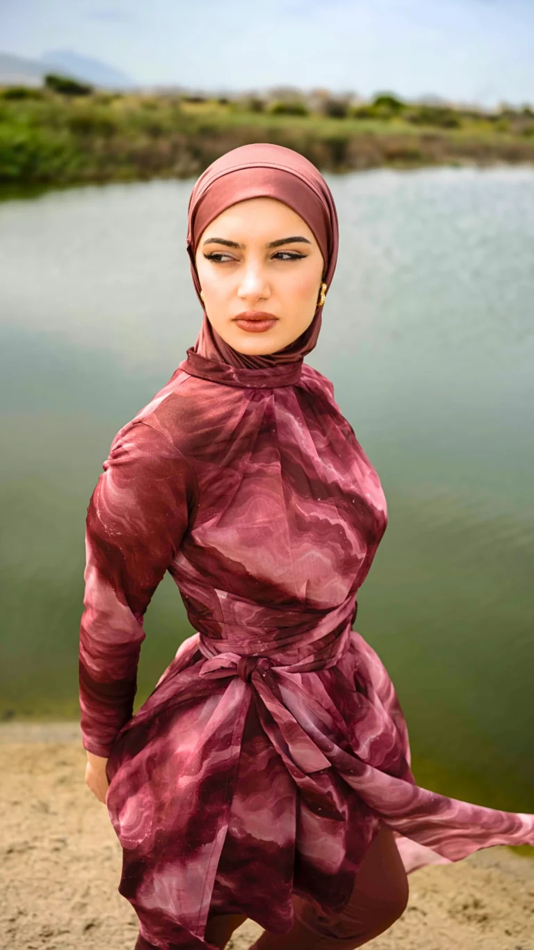 Burkini Mastour Aquarelle Bordeaux Maillot de Bain 4 Pièces avec Tunique Fluide