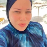 Burkini Moderne Aquarelle Bleu : Maillot de Bain 4 Pièces avec Tunique Légère photo review
