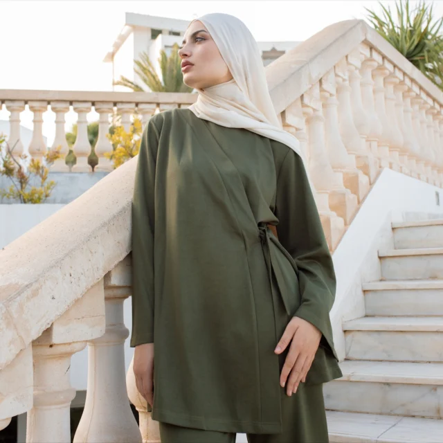 Trendy set : modern modest fashion set designed for effortless comfort and timeless style.Made in soft breathable fabrics, and a relaxed silhouette, this minimalist outfit offers full coverage without compromising on elegance. Perfect for everyday wear, casual outings, or travel, the set combines ease of movement with a refined, understated look. Simple, versatile, and beautifully modest. 
Now available on mayasquare.com